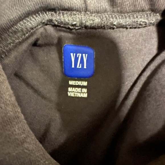Gap × Kanye West × Yeezy Season ( Sold ) - Picture 6 of 8